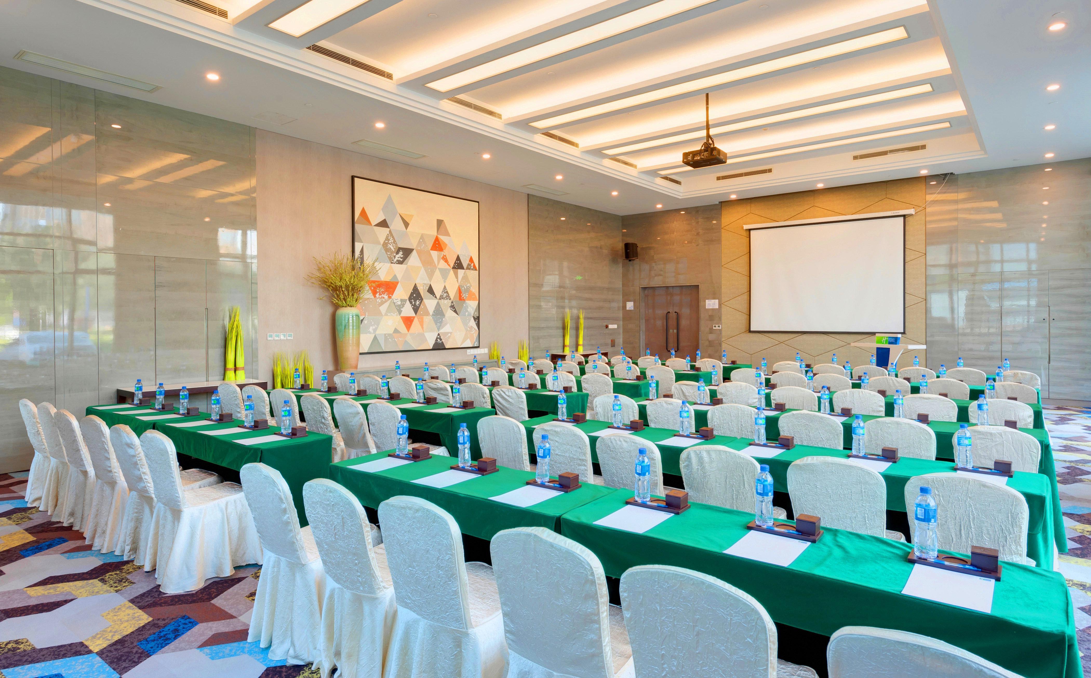 Holiday Inn Express Beijing Yizhuang By Ihg - Taxi 1 Hour To International Airport And 800 Meters To The Nearby Subway Pequim Exterior foto