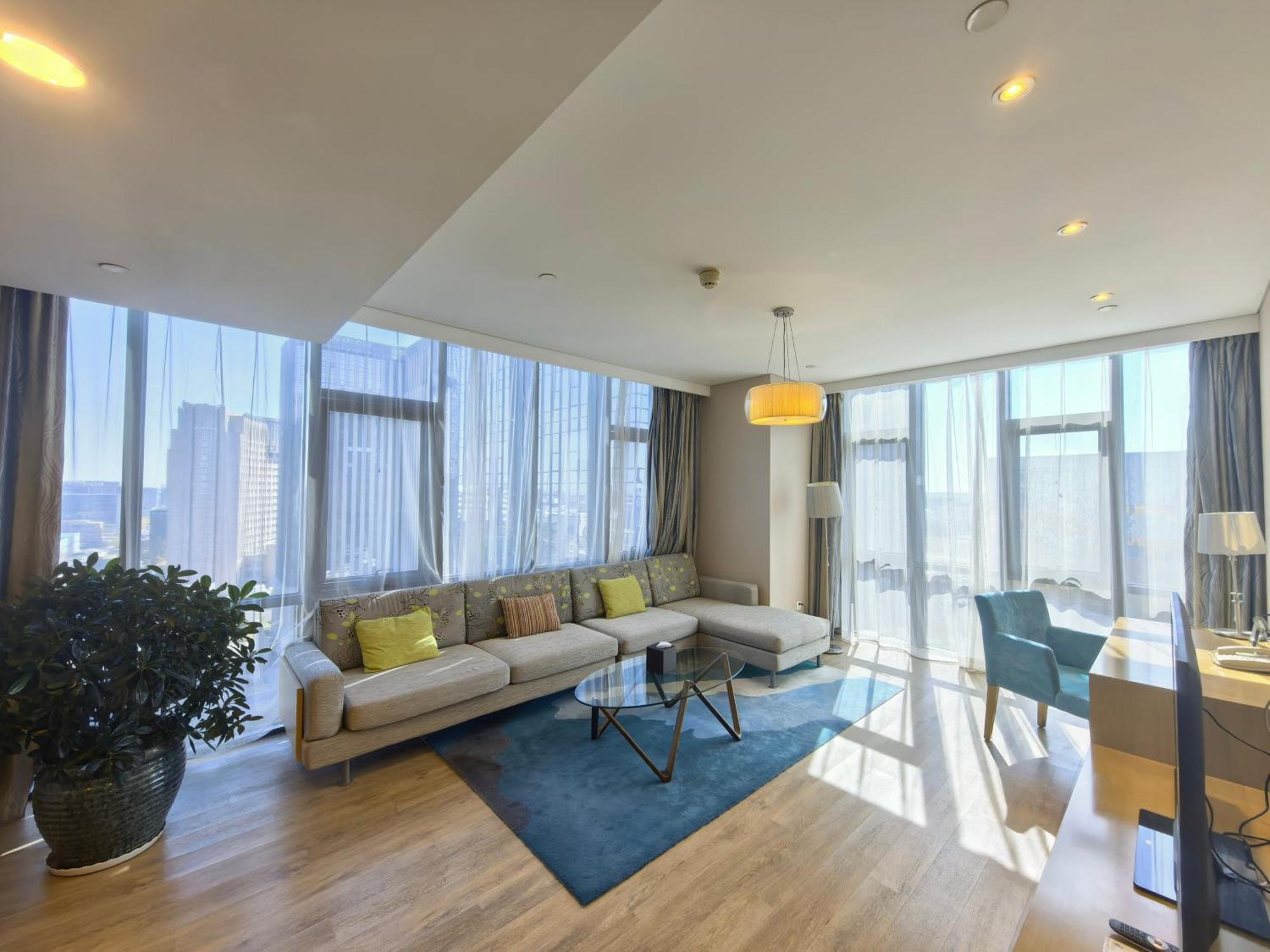 Holiday Inn Express Beijing Yizhuang By Ihg - Taxi 1 Hour To International Airport And 800 Meters To The Nearby Subway Pequim Exterior foto