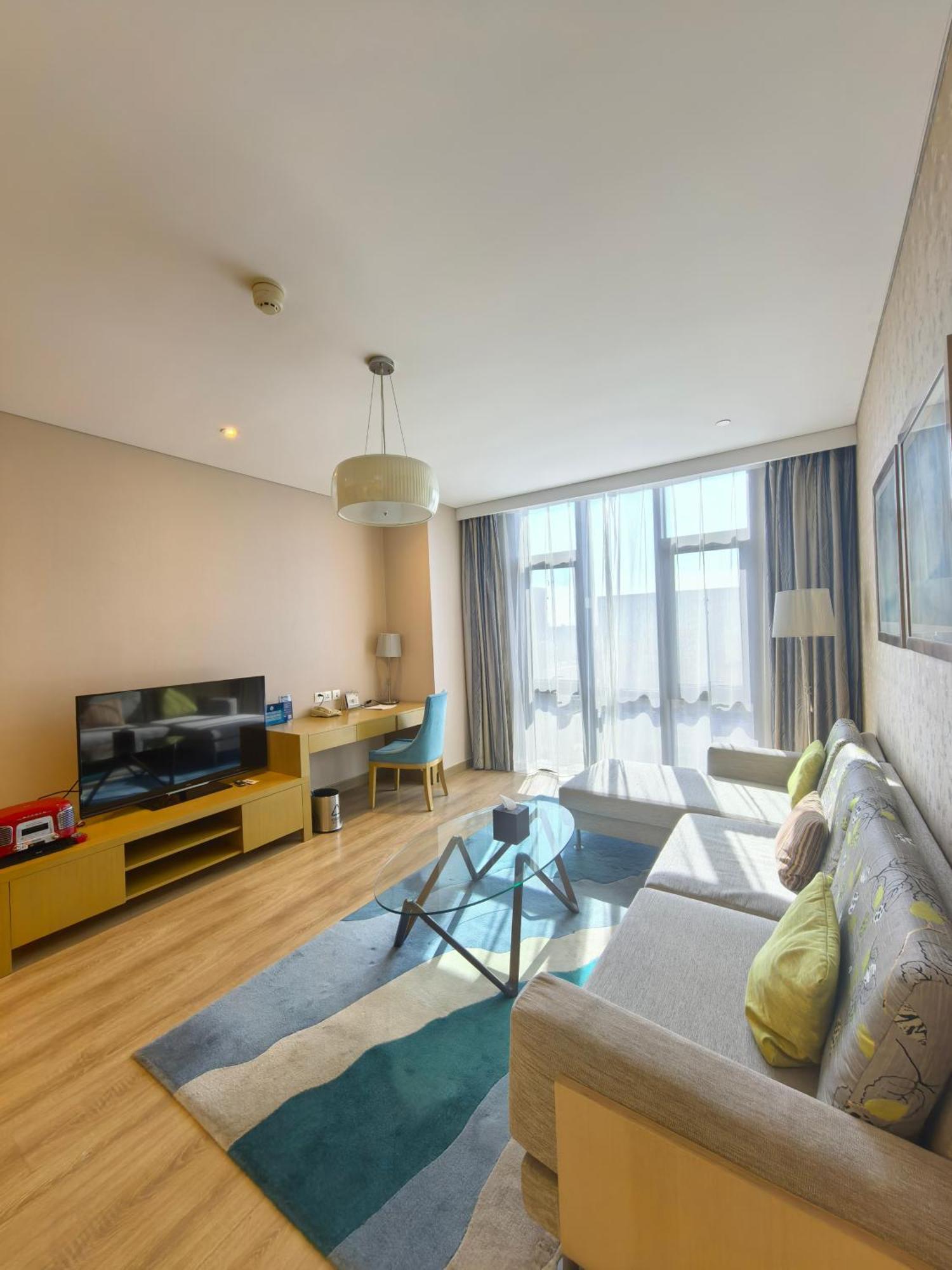 Holiday Inn Express Beijing Yizhuang By Ihg - Taxi 1 Hour To International Airport And 800 Meters To The Nearby Subway Pequim Exterior foto