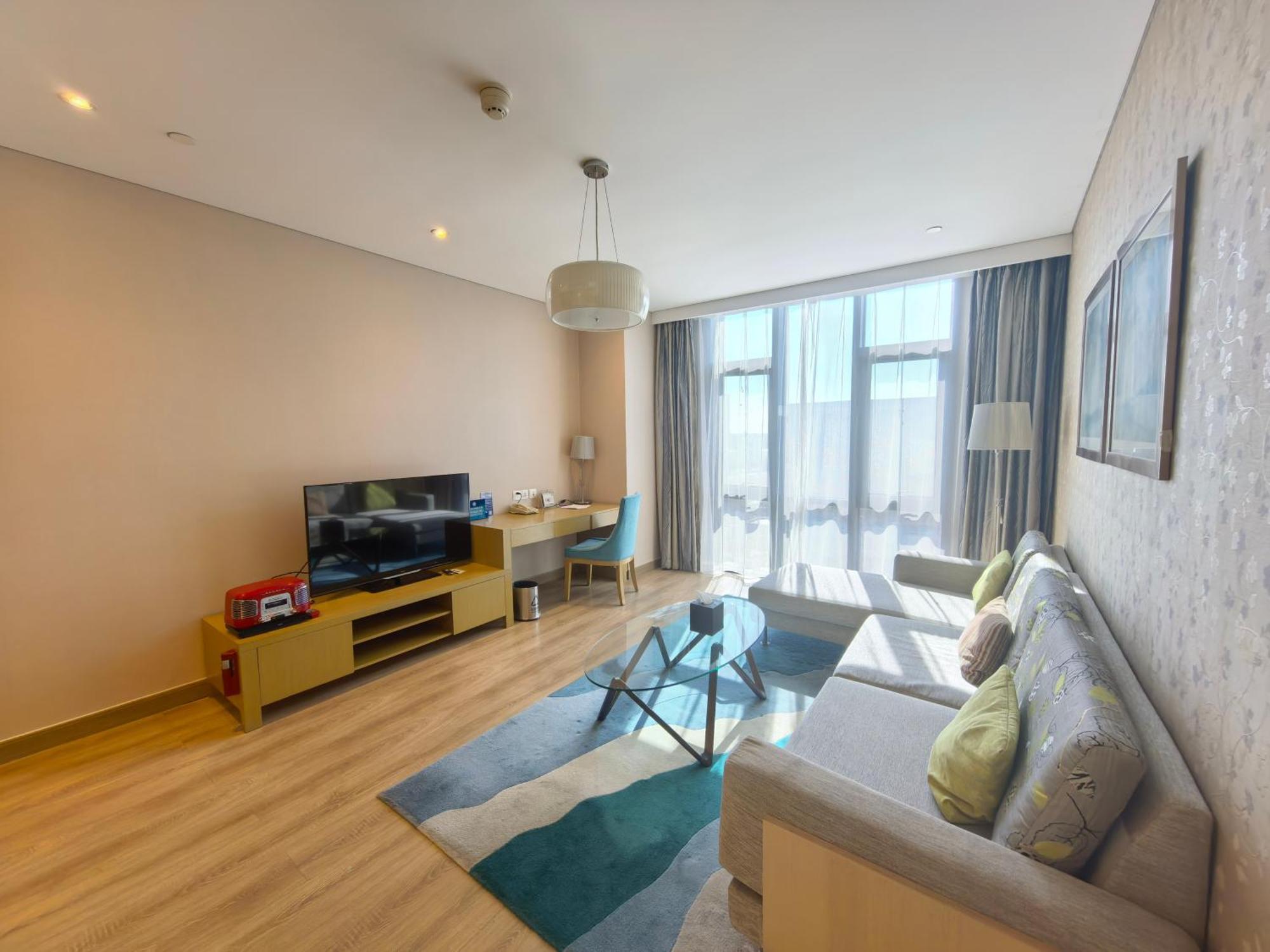 Holiday Inn Express Beijing Yizhuang By Ihg - Taxi 1 Hour To International Airport And 800 Meters To The Nearby Subway Pequim Exterior foto