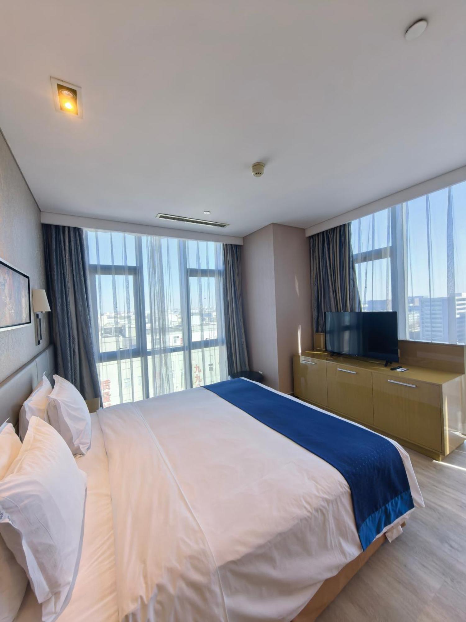 Holiday Inn Express Beijing Yizhuang By Ihg - Taxi 1 Hour To International Airport And 800 Meters To The Nearby Subway Pequim Exterior foto