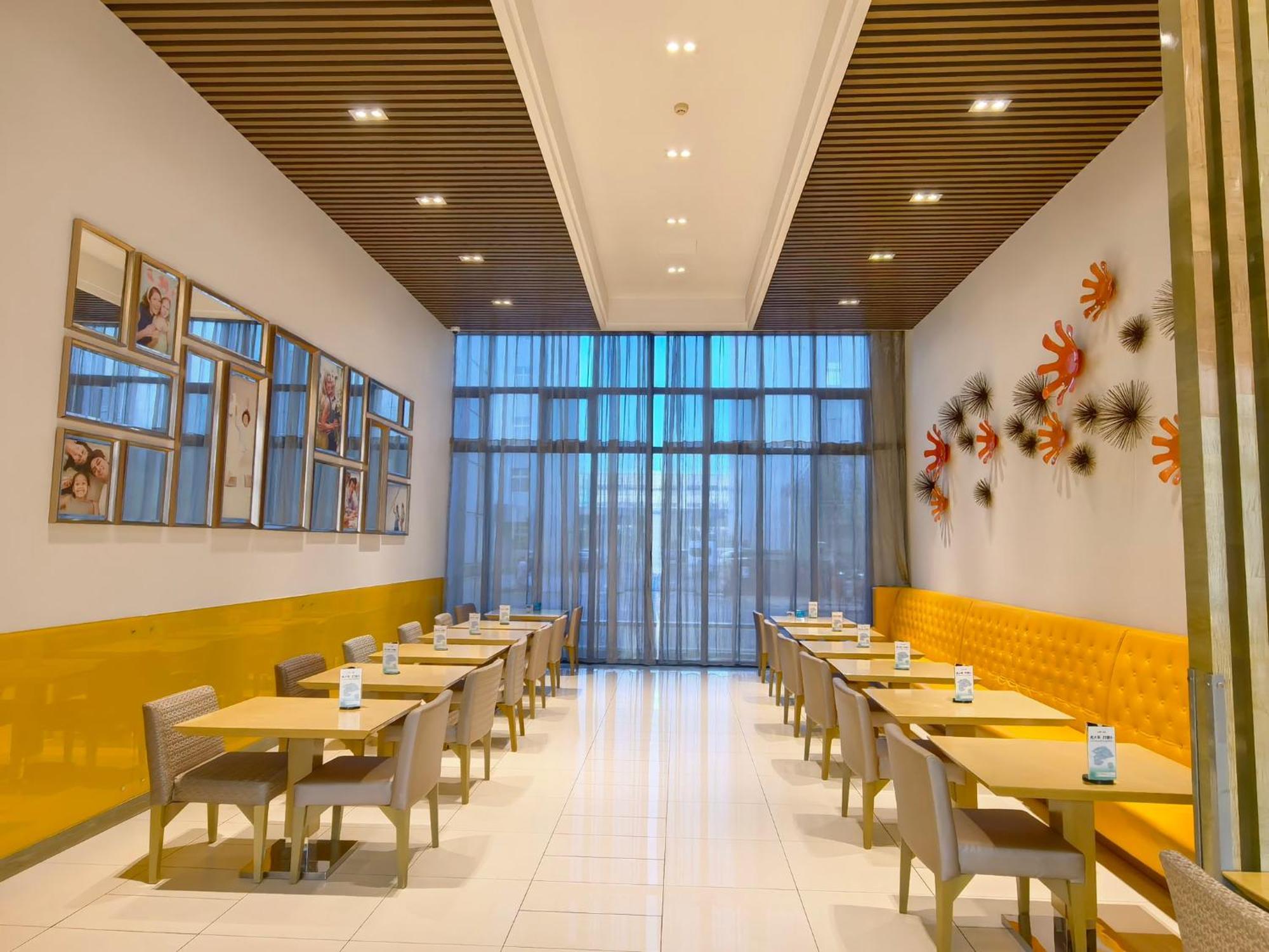 Holiday Inn Express Beijing Yizhuang By Ihg - Taxi 1 Hour To International Airport And 800 Meters To The Nearby Subway Pequim Exterior foto